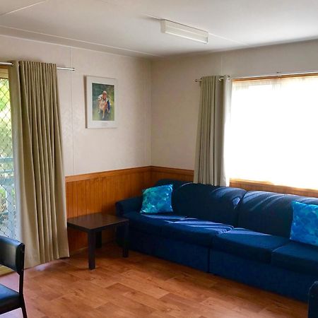Toora Tourist Park Hotel ภายนอก รูปภาพ